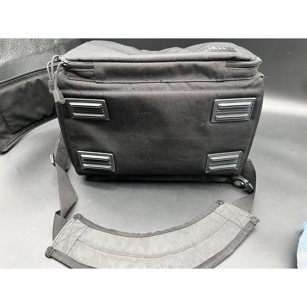 5.11 Tactical Range Bag Black Padded Handgun Gear Organizer Shoulder Carry Case - Picture 5 of 9
